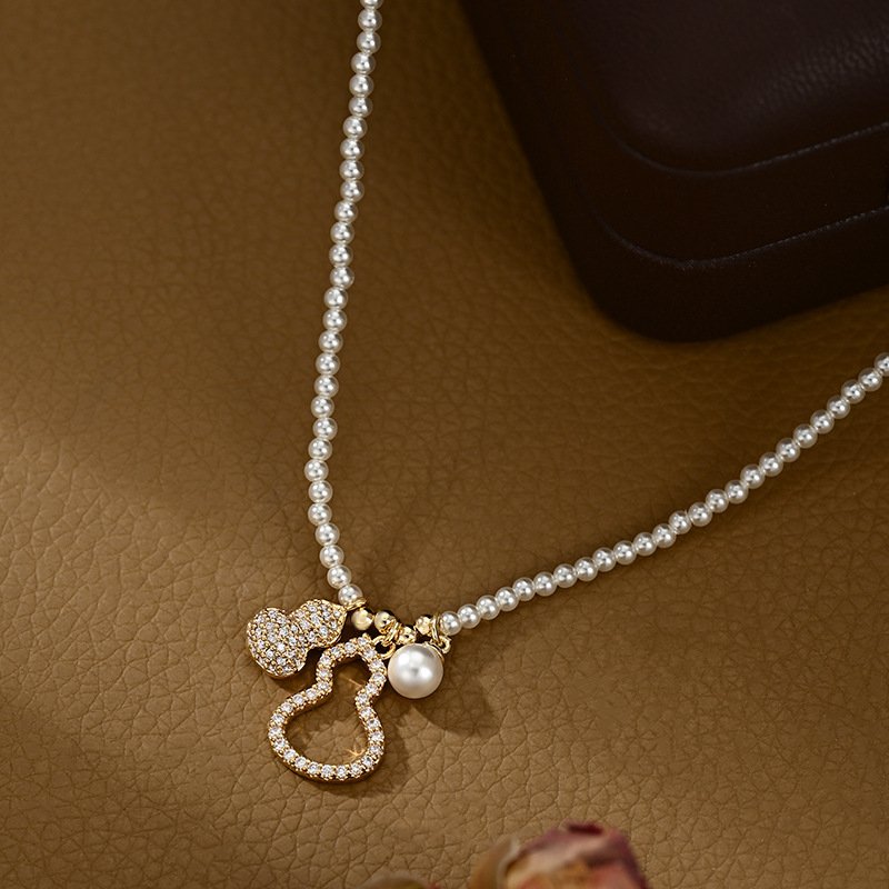 The Lucky Gourd Pendant Necklace - Pearl Strand & Zircon-Encrusted Lucky Gourd, Eastern Symbol of Good Fortune, Light Luxury Jewelry for Daily/Gift - Image 7